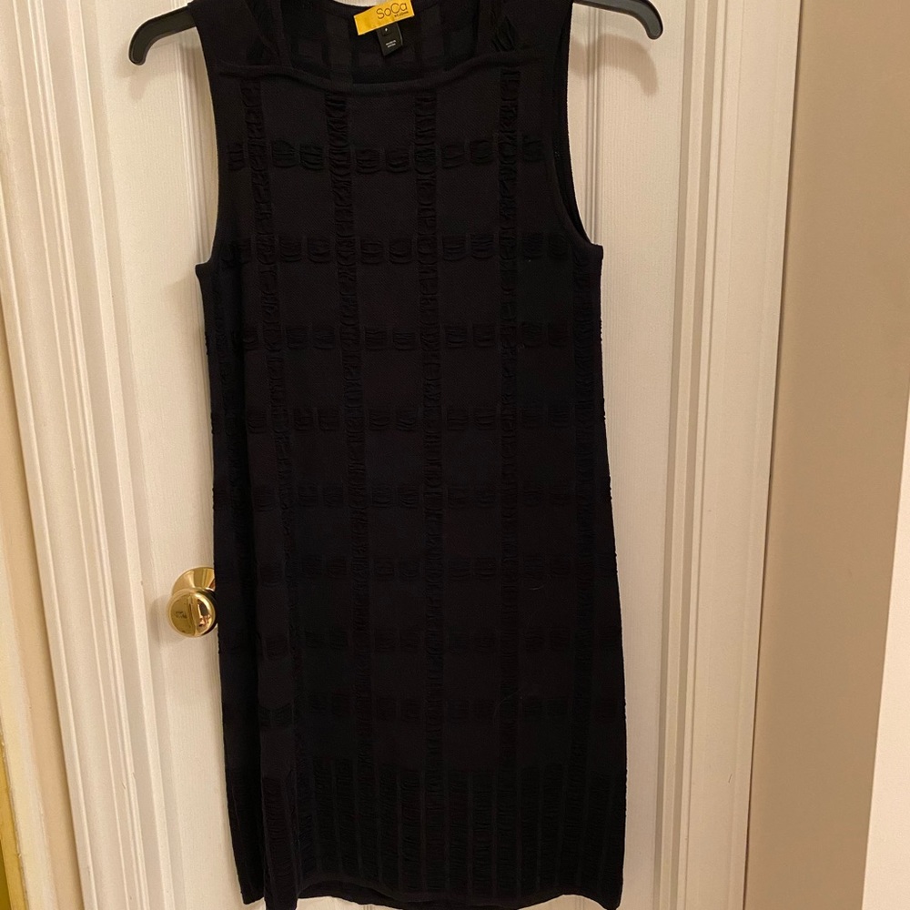 St. John SoCa Sleeveless Ribbon Knit Wool Blend little black dress old money